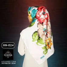 HN-024 HIJAB SQUARE by NUR IPEK